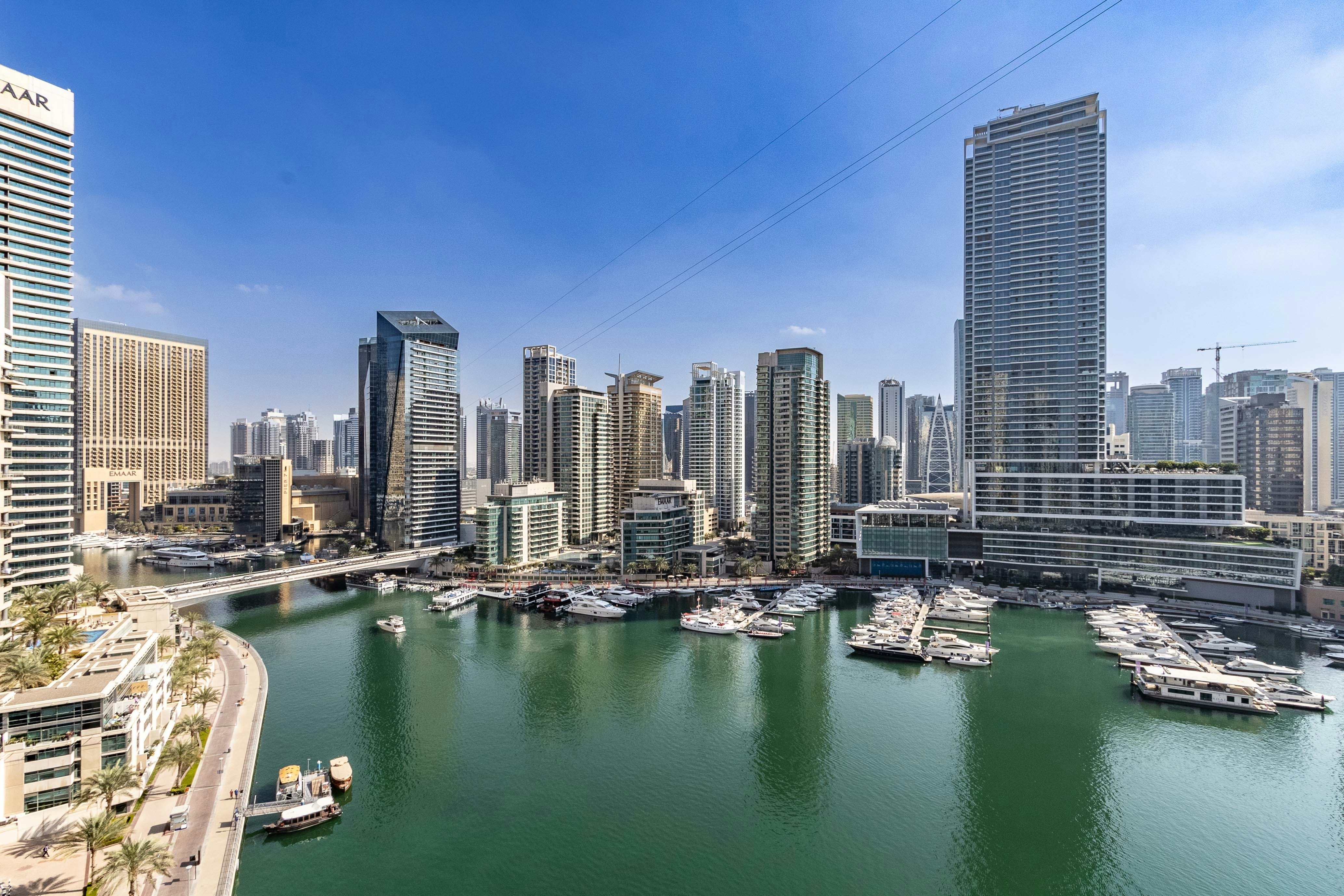 Dubai Marina - Dubai-nelemson-guevarra-unsplash