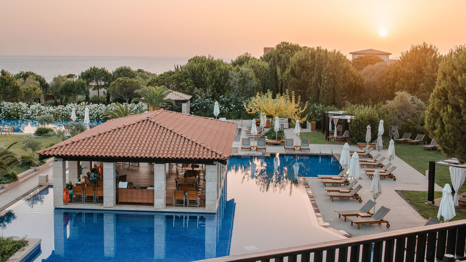 The Romanos, een luxe resort, Costa Navarino in Griekenland by Travelizi