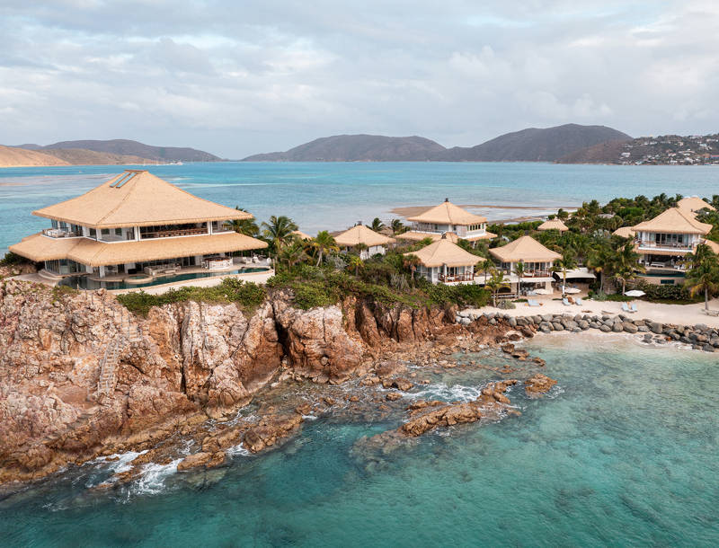 Bransin Beach by Travelizi